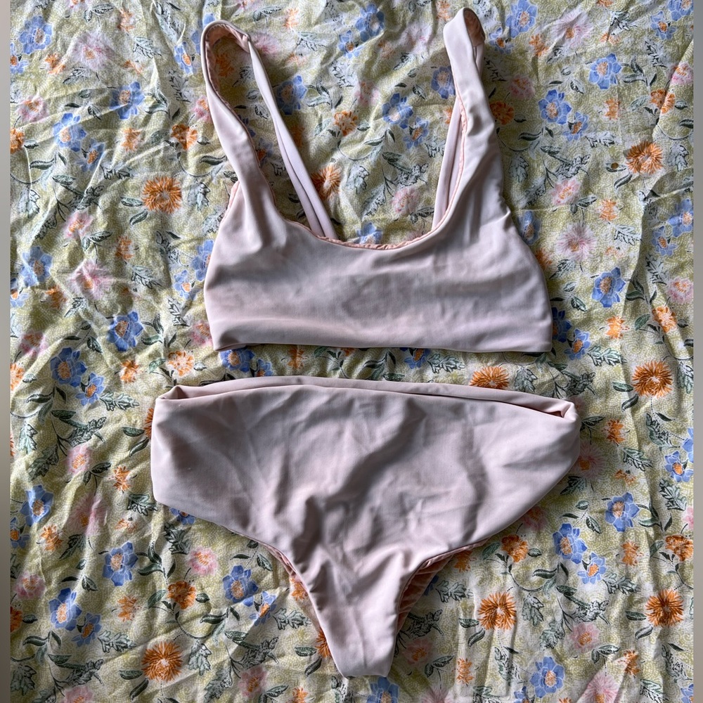 Acacia swim